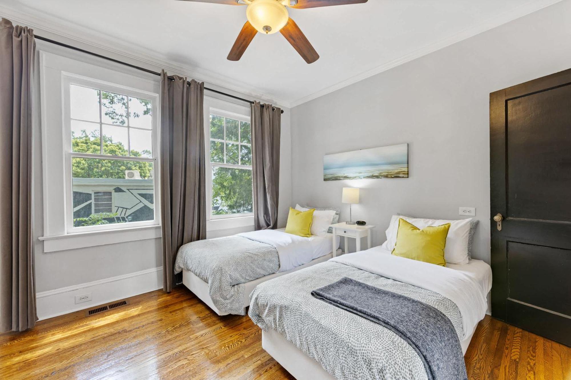 Holiday home 2 Bedroom In Myers Park With Comfortable Screened Porch *