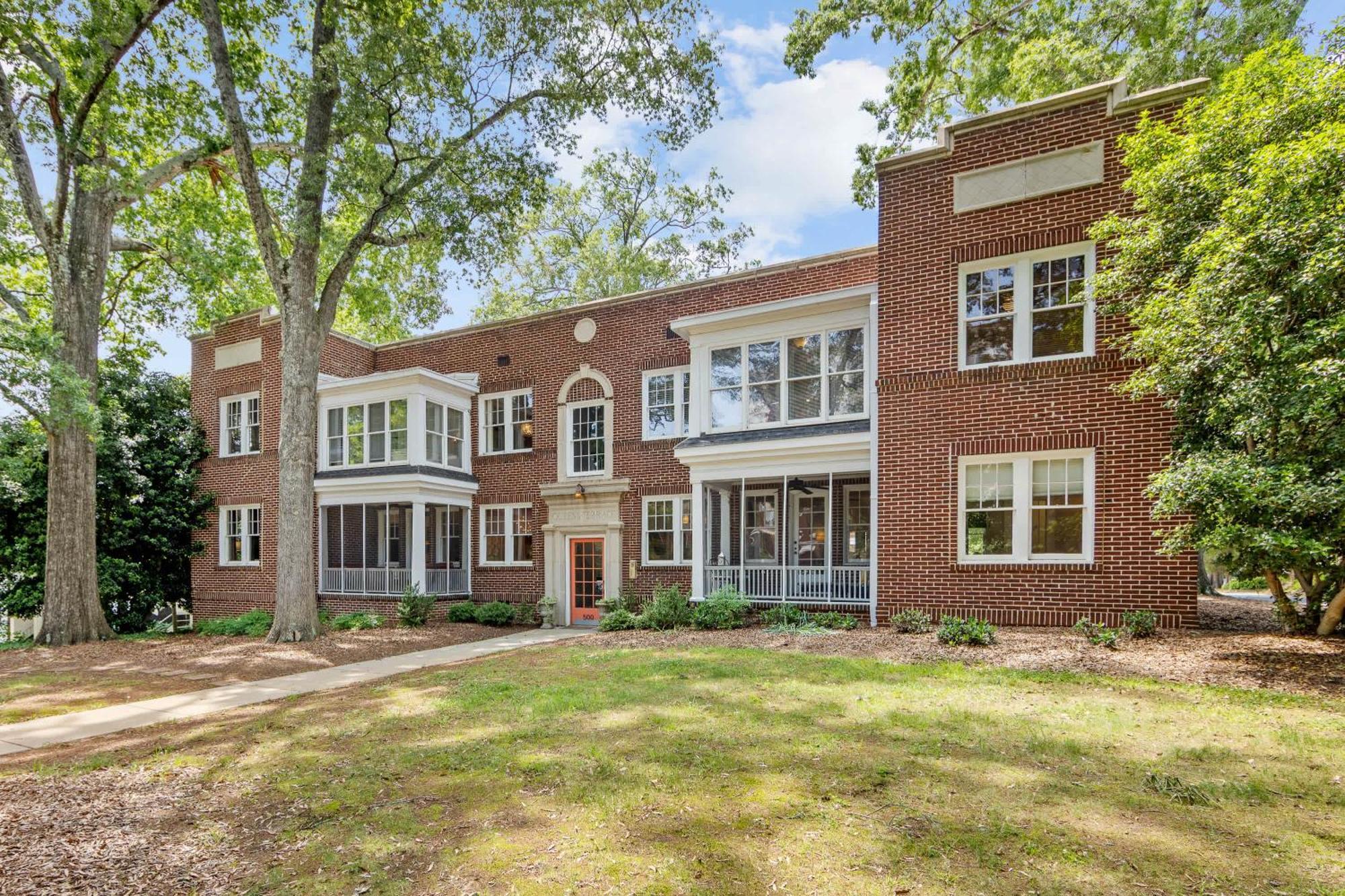 2 Bedroom In Myers Park With Comfortable Screened Porch * Charlotte